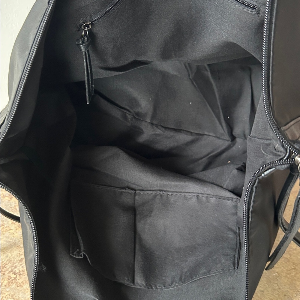 NWT Botkier New York Black Shoulder Tote with Silver Hardware - Picture 12 of 12